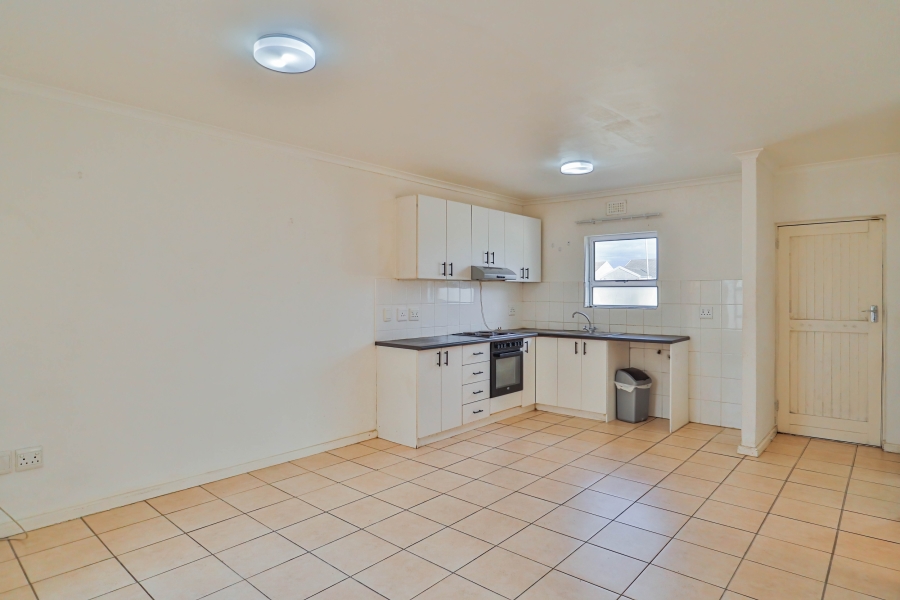 To Let 3 Bedroom Property for Rent in Muizenberg Western Cape
